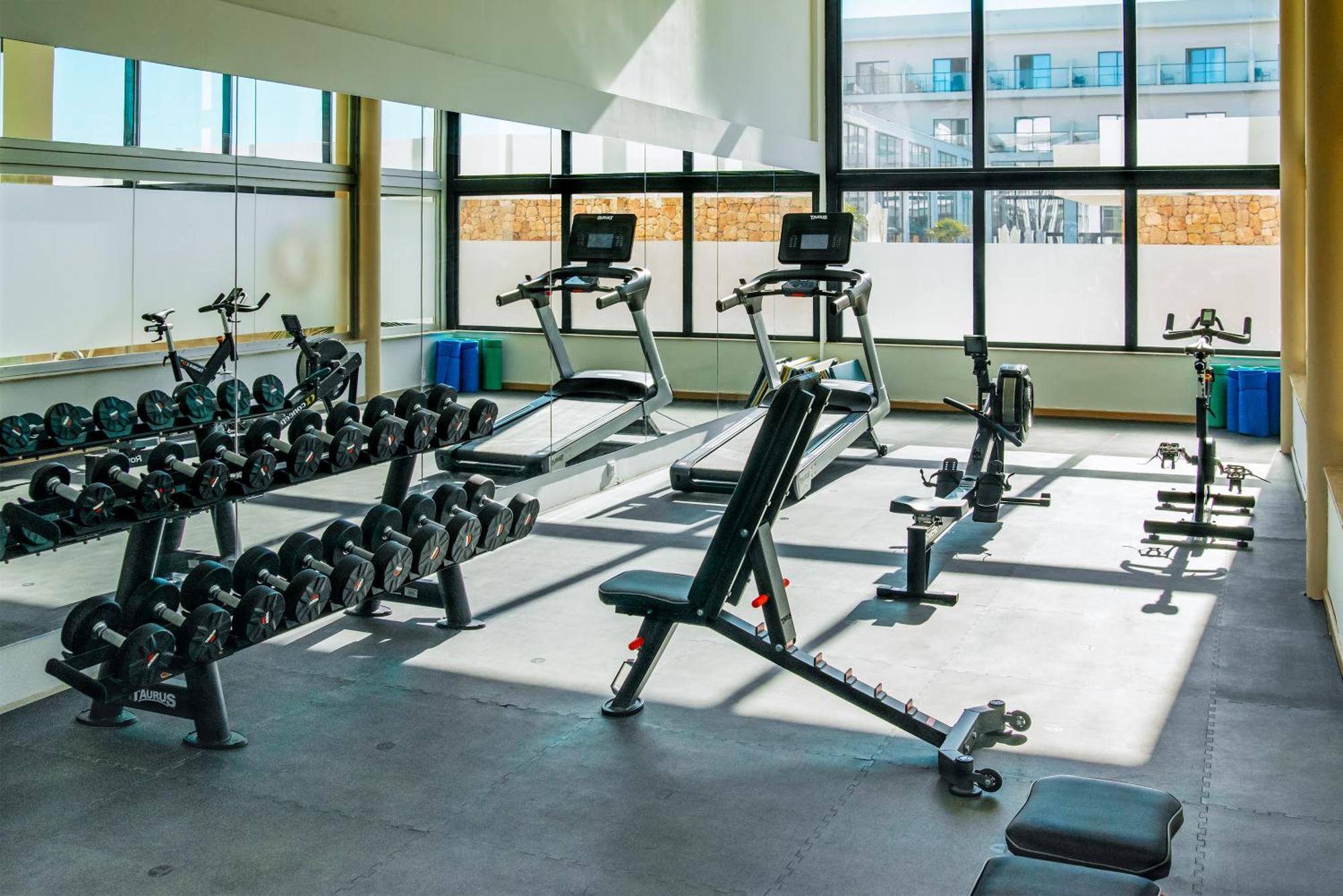 Cabogata Beach Hotel Retamar  Εξωτερικό φωτογραφία The gym at the University of Roehampton